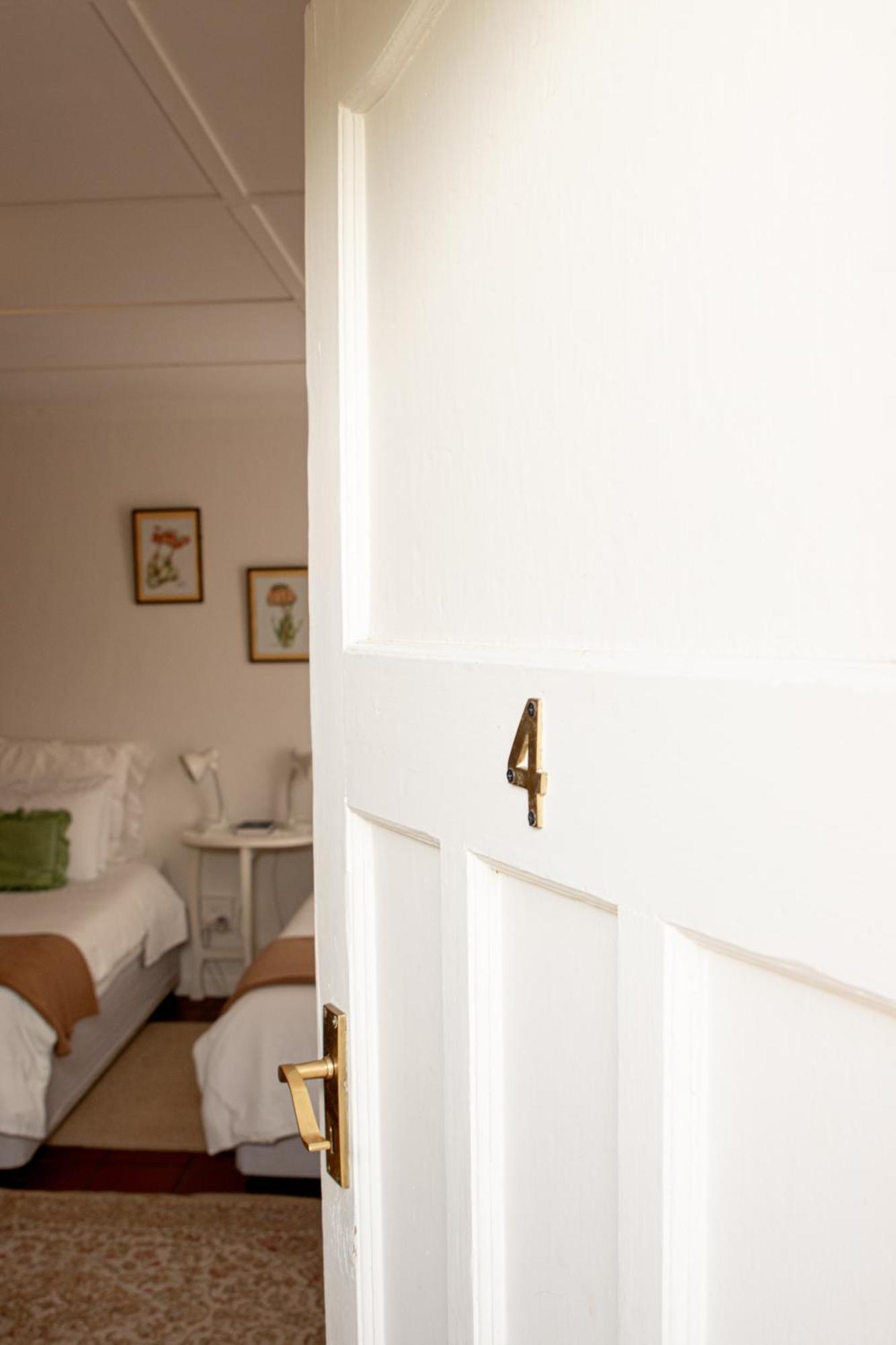 4 Rothman Street B&B Graaff-Reinet Eksteriør bilde