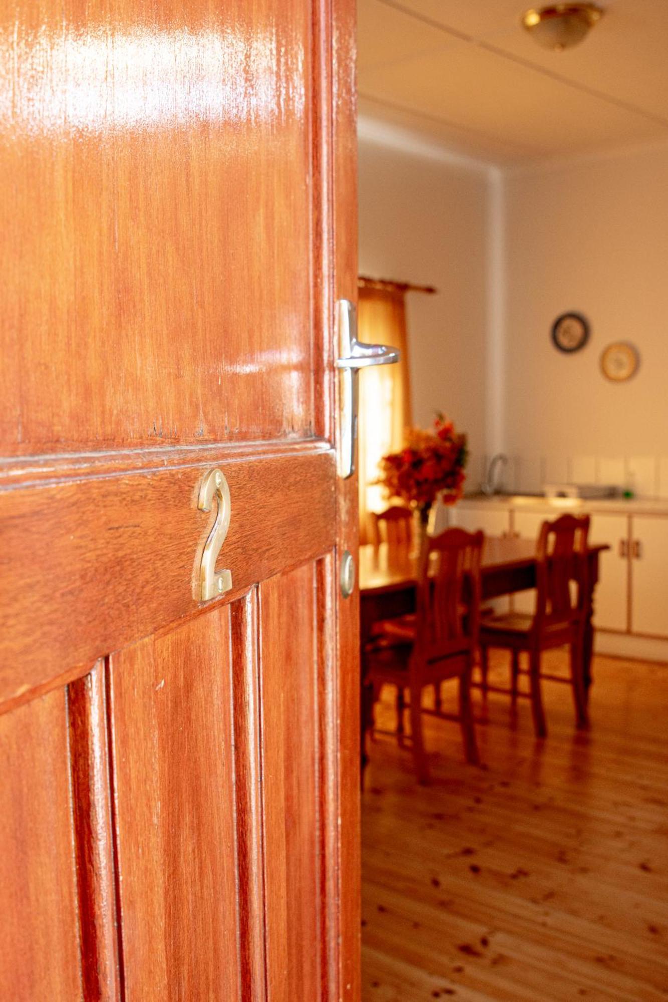 4 Rothman Street B&B Graaff-Reinet Eksteriør bilde